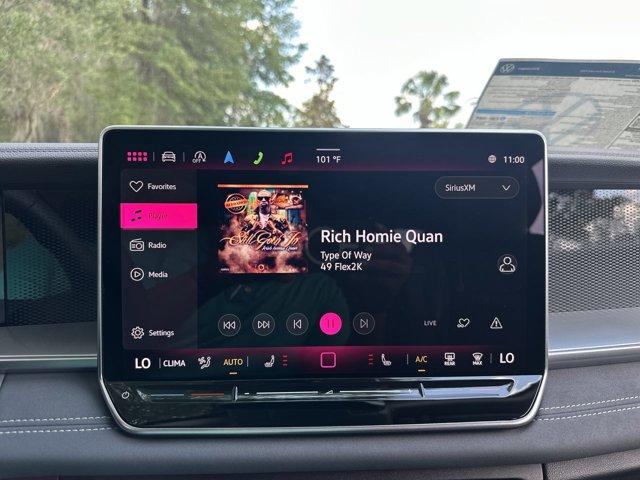 new 2025 Volkswagen Tiguan car
