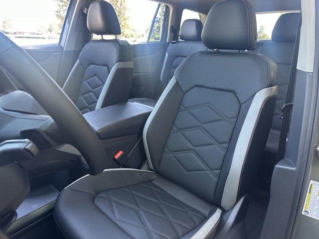 new 2025 Volkswagen Atlas car, priced at $47,880