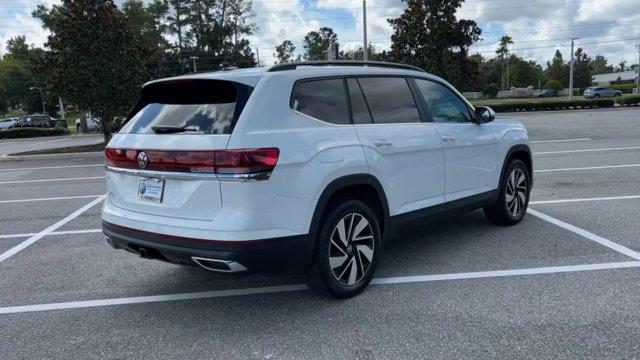 new 2024 Volkswagen Atlas car, priced at $43,778