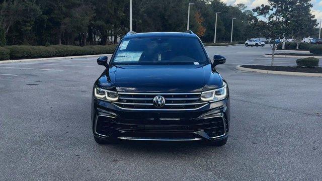 new 2024 Volkswagen Tiguan car, priced at $39,828