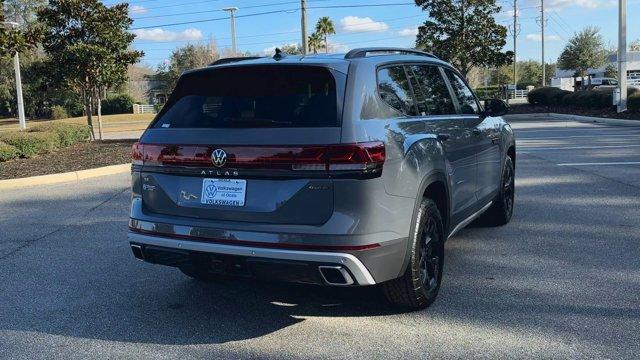 new 2025 Volkswagen Atlas car, priced at $47,450