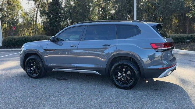 new 2025 Volkswagen Atlas car, priced at $47,450