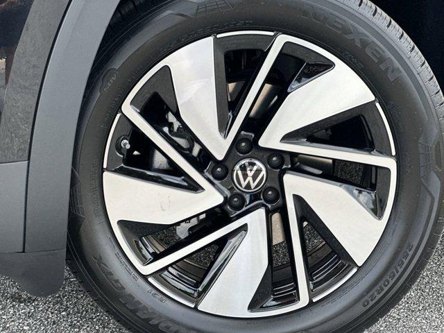 new 2025 Volkswagen Atlas car, priced at $48,861