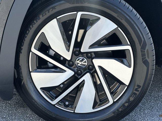 new 2025 Volkswagen Atlas car, priced at $44,669