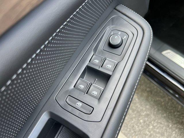 new 2025 Volkswagen Atlas car, priced at $42,902