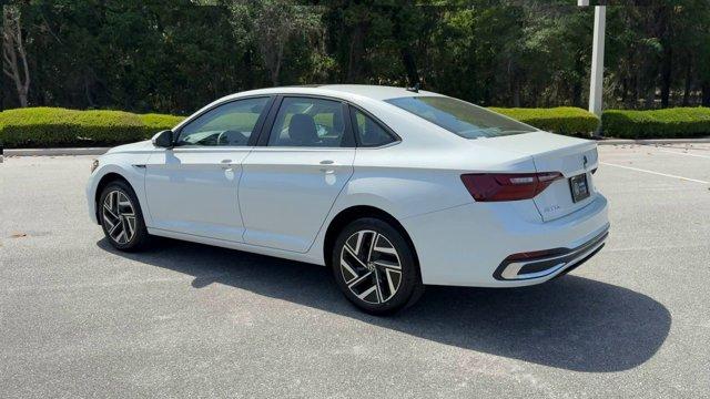 used 2024 Volkswagen Jetta car, priced at $26,900
