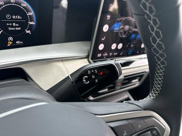 new 2025 Volkswagen Tiguan car, priced at $33,982