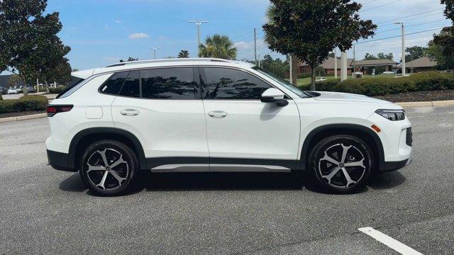 new 2025 Volkswagen Tiguan car, priced at $33,982
