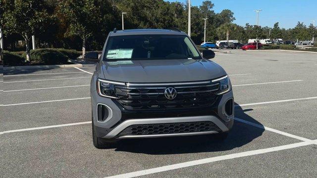 new 2025 Volkswagen Atlas car, priced at $49,111