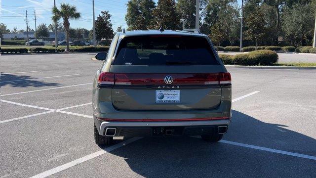 new 2025 Volkswagen Atlas car, priced at $49,121