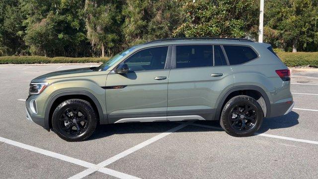 new 2025 Volkswagen Atlas car, priced at $49,121