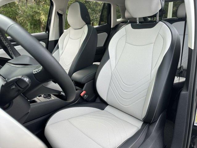 new 2025 Volkswagen Tiguan car, priced at $35,014