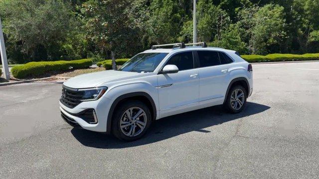 new 2024 Volkswagen Atlas Cross Sport car, priced at $48,765