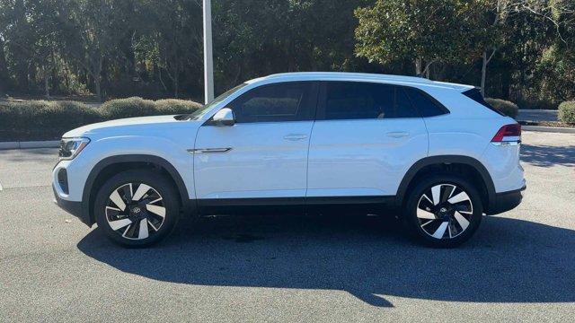 new 2025 Volkswagen Atlas Cross Sport car