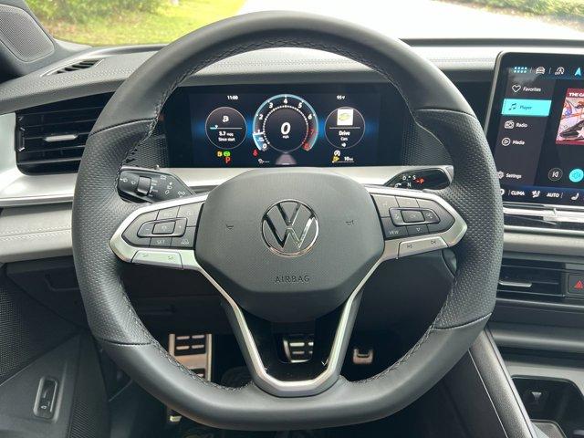 new 2025 Volkswagen Tiguan car, priced at $37,041