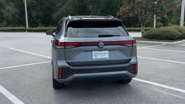 new 2025 Volkswagen Tiguan car, priced at $37,041