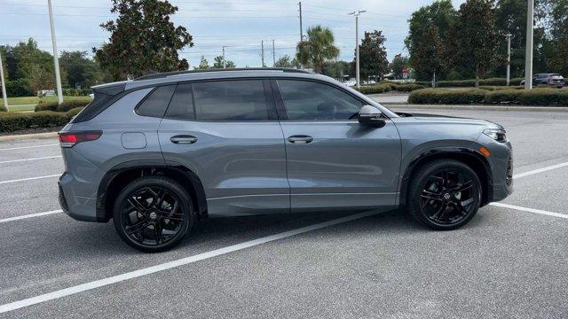 new 2025 Volkswagen Tiguan car, priced at $37,041