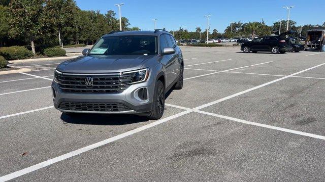 new 2025 Volkswagen Atlas car, priced at $46,226