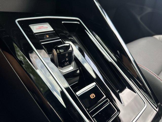 new 2025 Volkswagen Golf GTI car