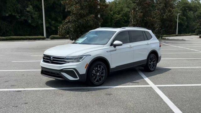 new 2024 Volkswagen Tiguan car, priced at $33,638