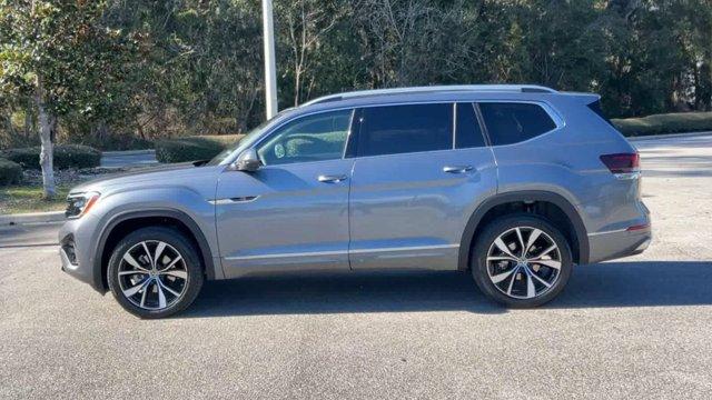 new 2024 Volkswagen Atlas car, priced at $52,596