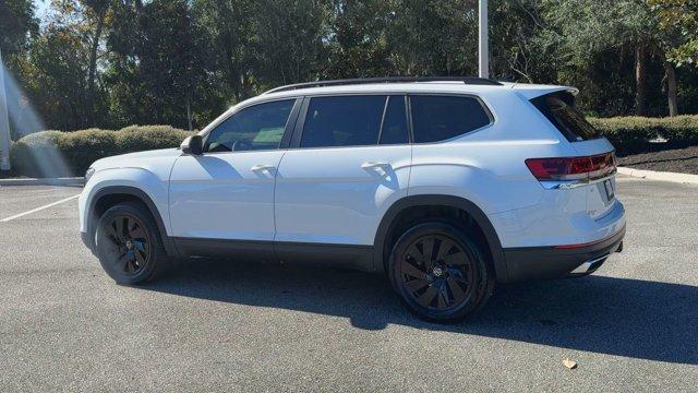 new 2025 Volkswagen Atlas car, priced at $46,226