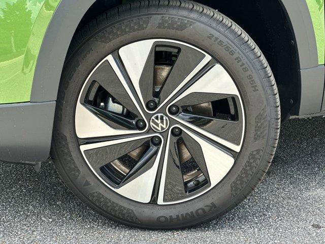 new 2025 Volkswagen Taos car, priced at $32,111