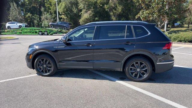 new 2024 Volkswagen Tiguan car, priced at $35,048