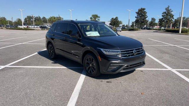 new 2024 Volkswagen Tiguan car, priced at $35,048