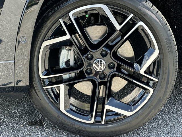new 2025 Volkswagen Tiguan car