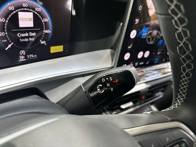 new 2025 Volkswagen Tiguan car