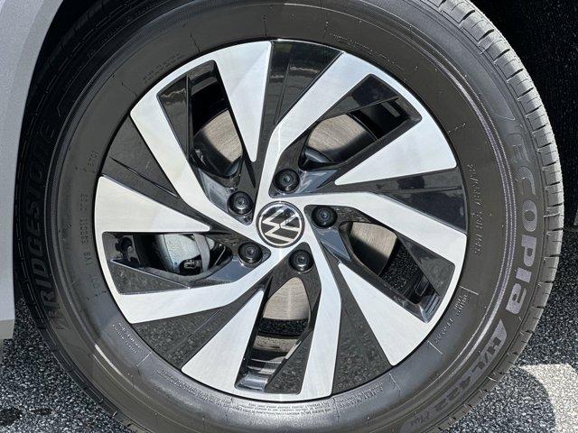 new 2025 Volkswagen Tiguan car