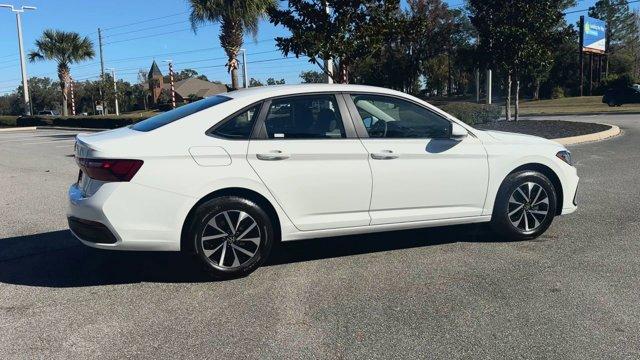 new 2025 Volkswagen Jetta car