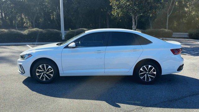 new 2025 Volkswagen Jetta car