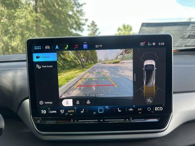 new 2025 Volkswagen ID.4 car, priced at $49,735
