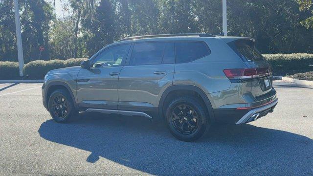 new 2025 Volkswagen Atlas car, priced at $48,656