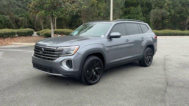 new 2025 Volkswagen Atlas car, priced at $47,204