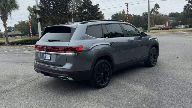 new 2025 Volkswagen Atlas car, priced at $47,204