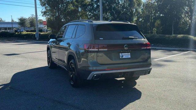 new 2025 Volkswagen Atlas car, priced at $49,476