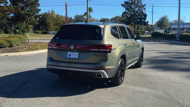 new 2025 Volkswagen Atlas car, priced at $49,476