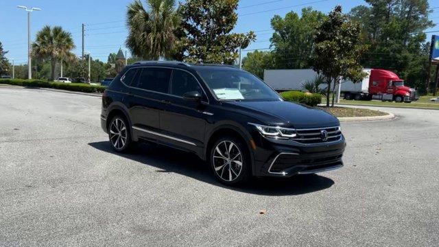 new 2024 Volkswagen Tiguan car, priced at $39,553