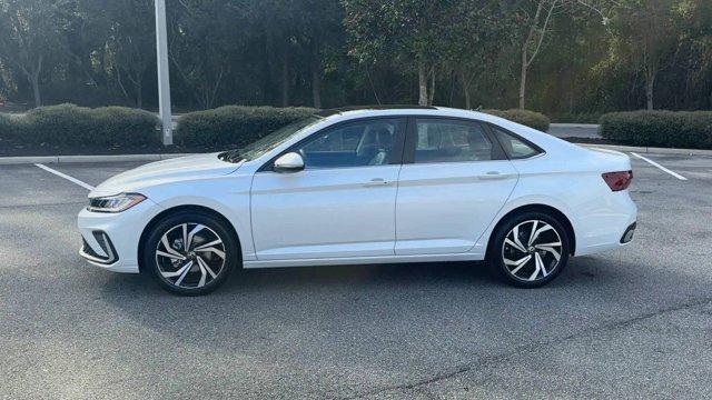 new 2025 Volkswagen Jetta car