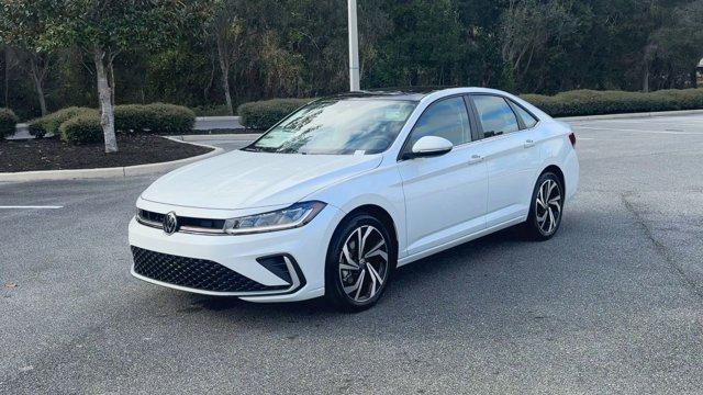 new 2025 Volkswagen Jetta car