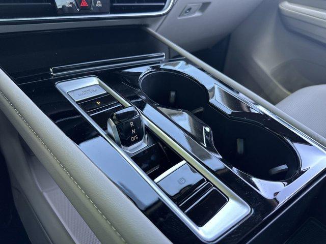 new 2025 Volkswagen Atlas car, priced at $54,041
