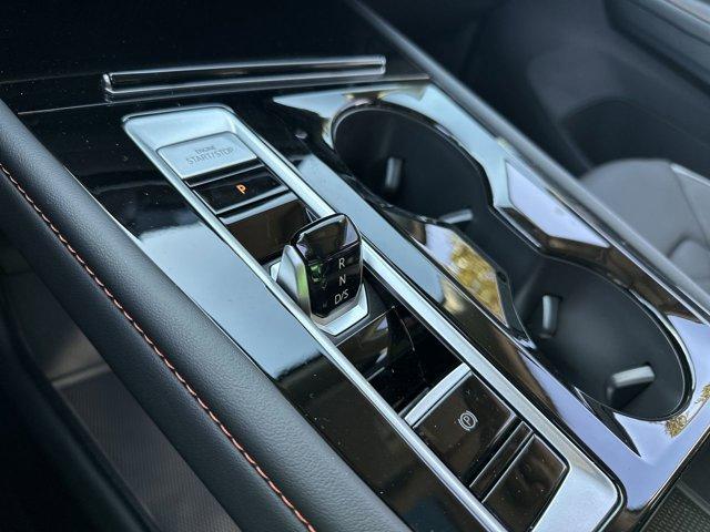 new 2025 Volkswagen Atlas car, priced at $47,013