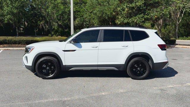 new 2025 Volkswagen Atlas car, priced at $47,013