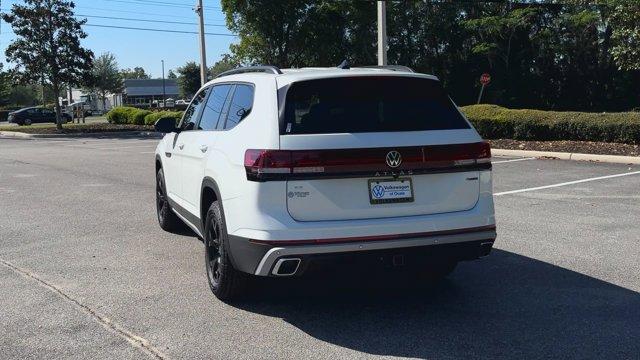 new 2025 Volkswagen Atlas car, priced at $47,013