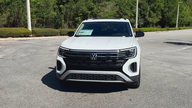 new 2025 Volkswagen Atlas car, priced at $47,013