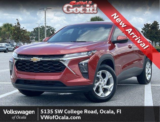 used 2024 Chevrolet Trax car, priced at $20,861