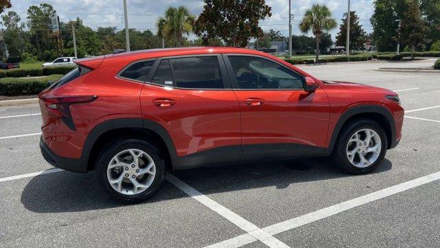 used 2024 Chevrolet Trax car, priced at $20,861